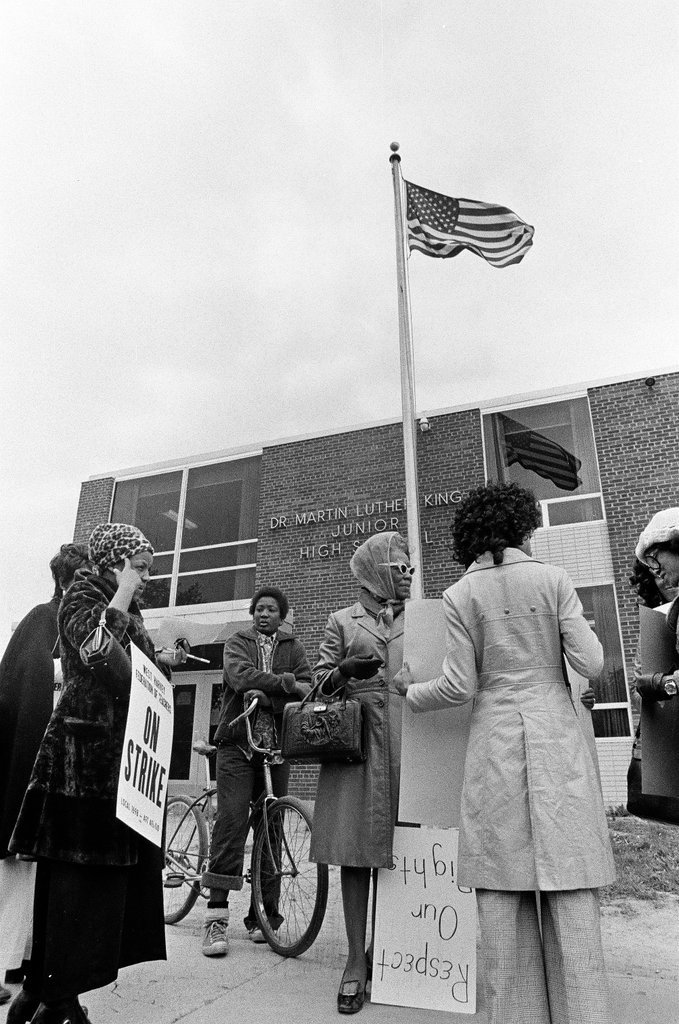 Teachers strike at Martin Luther King Jr. High School - Chicago Sun-Times