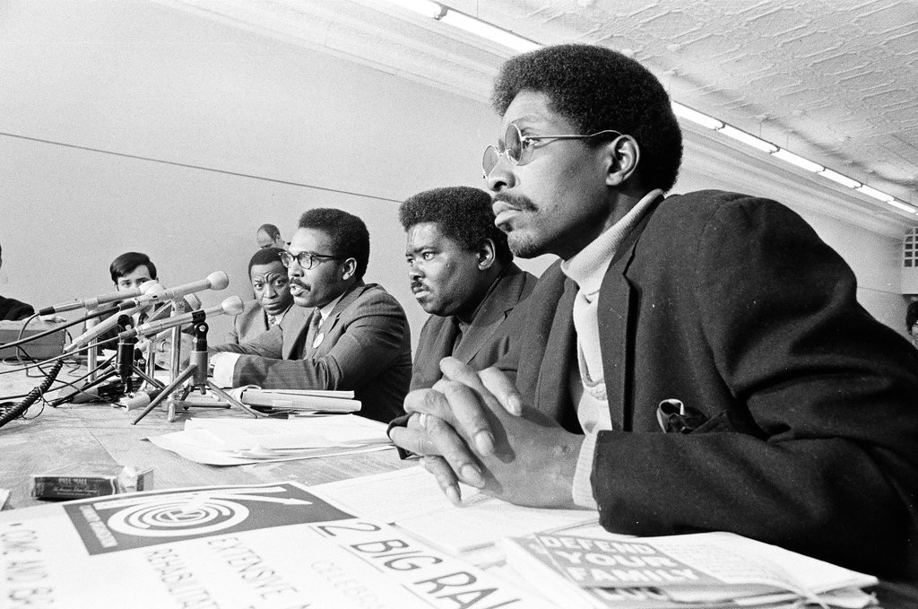 Kenwood-Oakland Community Organization press conference - Chicago Sun-Times