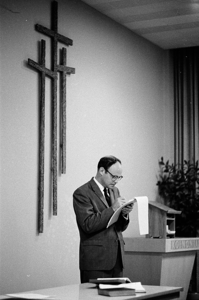 Church service - Chicago Sun-Times