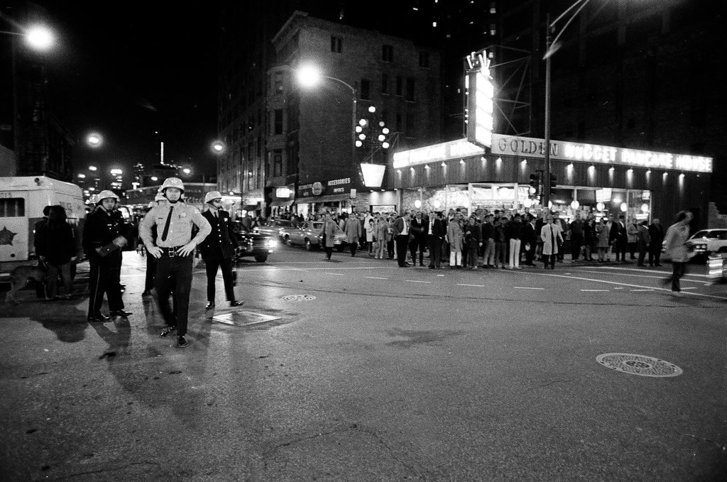 Damage to businesses on Clark Street after riot - Chicago Sun-Times