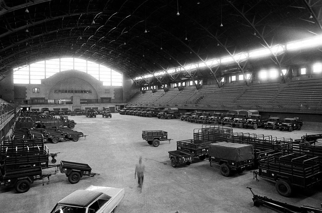National Guard Armory - Chicago Sun-Times