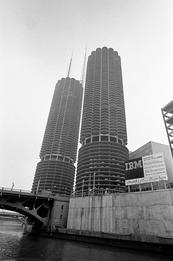 Chicago River and city seen from tour boat - Chicago Sun-Times