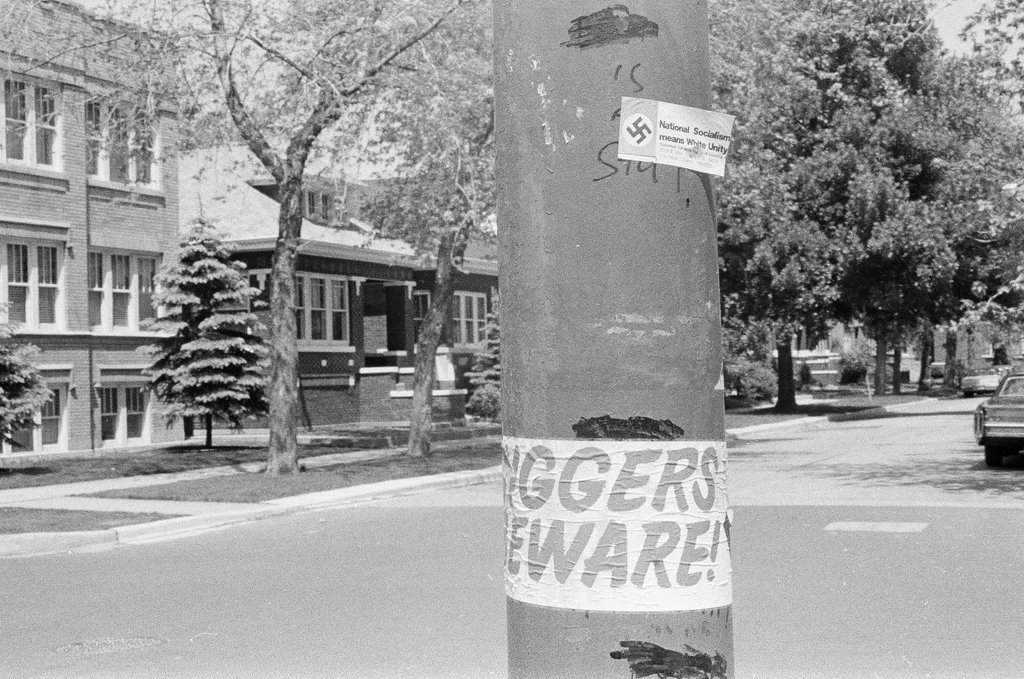 Scenes from Chicago Lawn neighborhood - Perry C. Riddle for Chicago Sun-Times