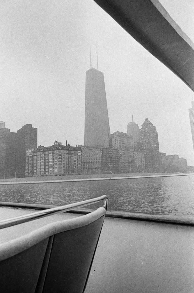 Chicago River and city seen from tour boat - Chicago Sun-Times