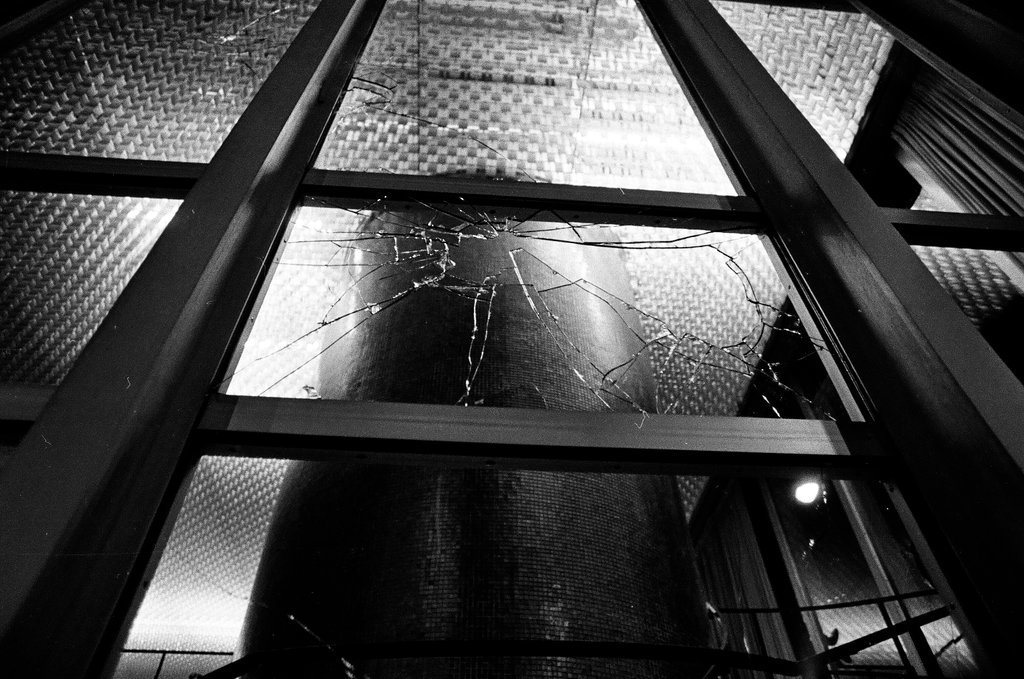 Damage to businesses on Clark Street after riot - Chicago Sun-Times