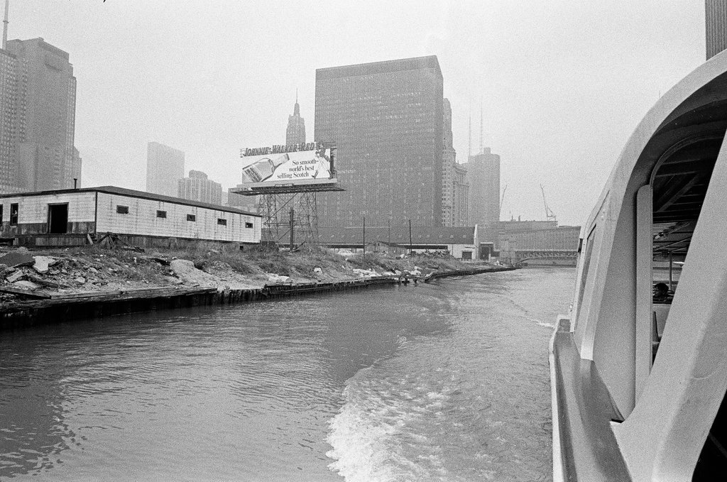 Chicago River and city seen from tour boat - Chicago Sun-Times