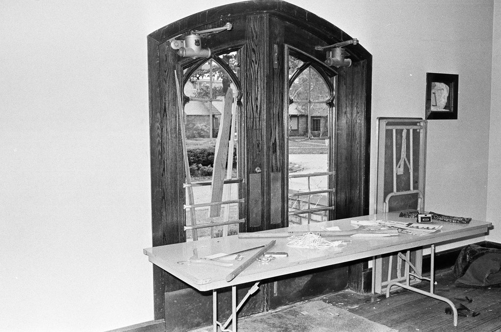 Church damaged by police during arrest - Chicago Sun-Times