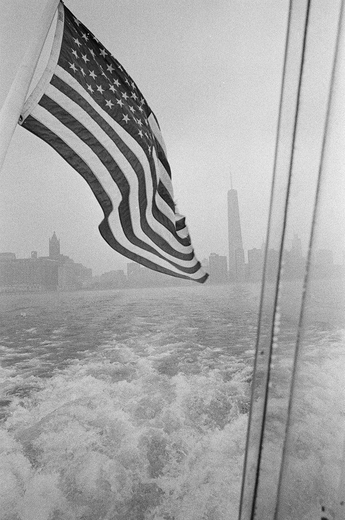 Chicago River and city seen from tour boat - Chicago Sun-Times