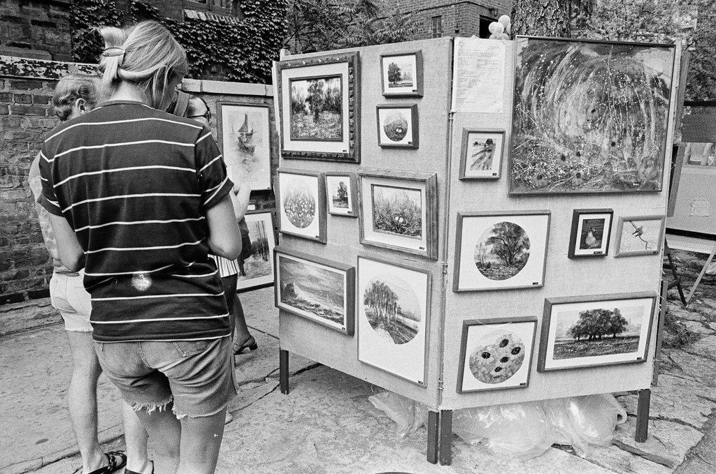 Old Town art fair - Chuck (Charles) Kirman for Chicago Sun-Times