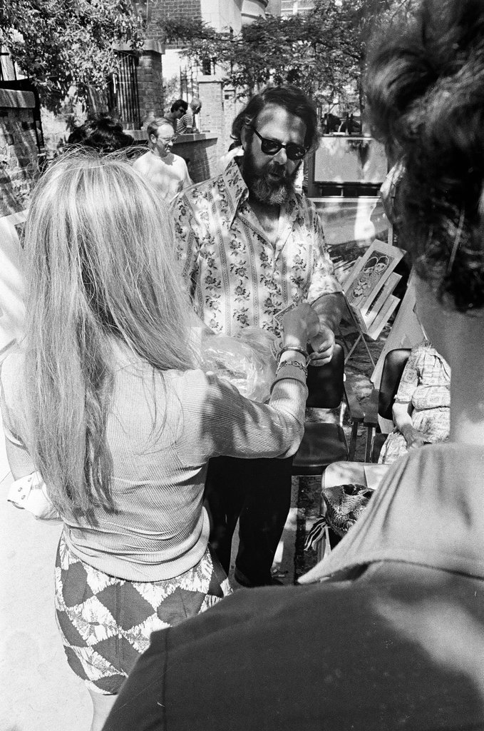Old Town art fair - Chuck (Charles) Kirman for Chicago Sun-Times