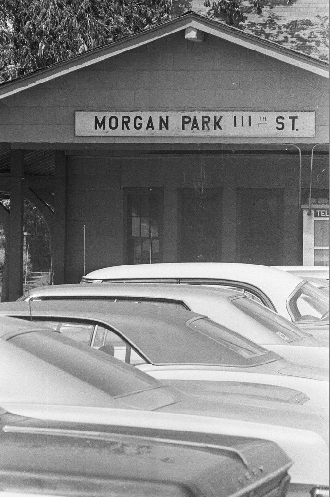 Homes and businesses in Morgan Park - Jack Lenahan for Chicago Sun-Times