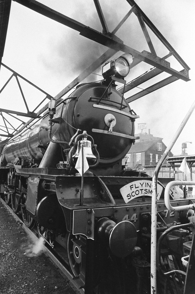 Flying Scotsman steam engine at Dearborn Station - Jack Lenahan,Pete Peters for Chicago Sun-Times
