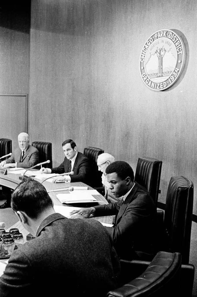 Gale Sayers attends first Chicago Park District meeting - Chicago Sun-Times