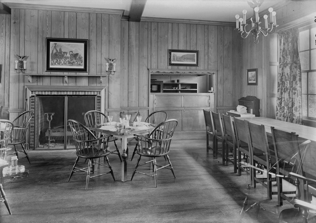  - Trowbridge, Raymond W., 1886-1936