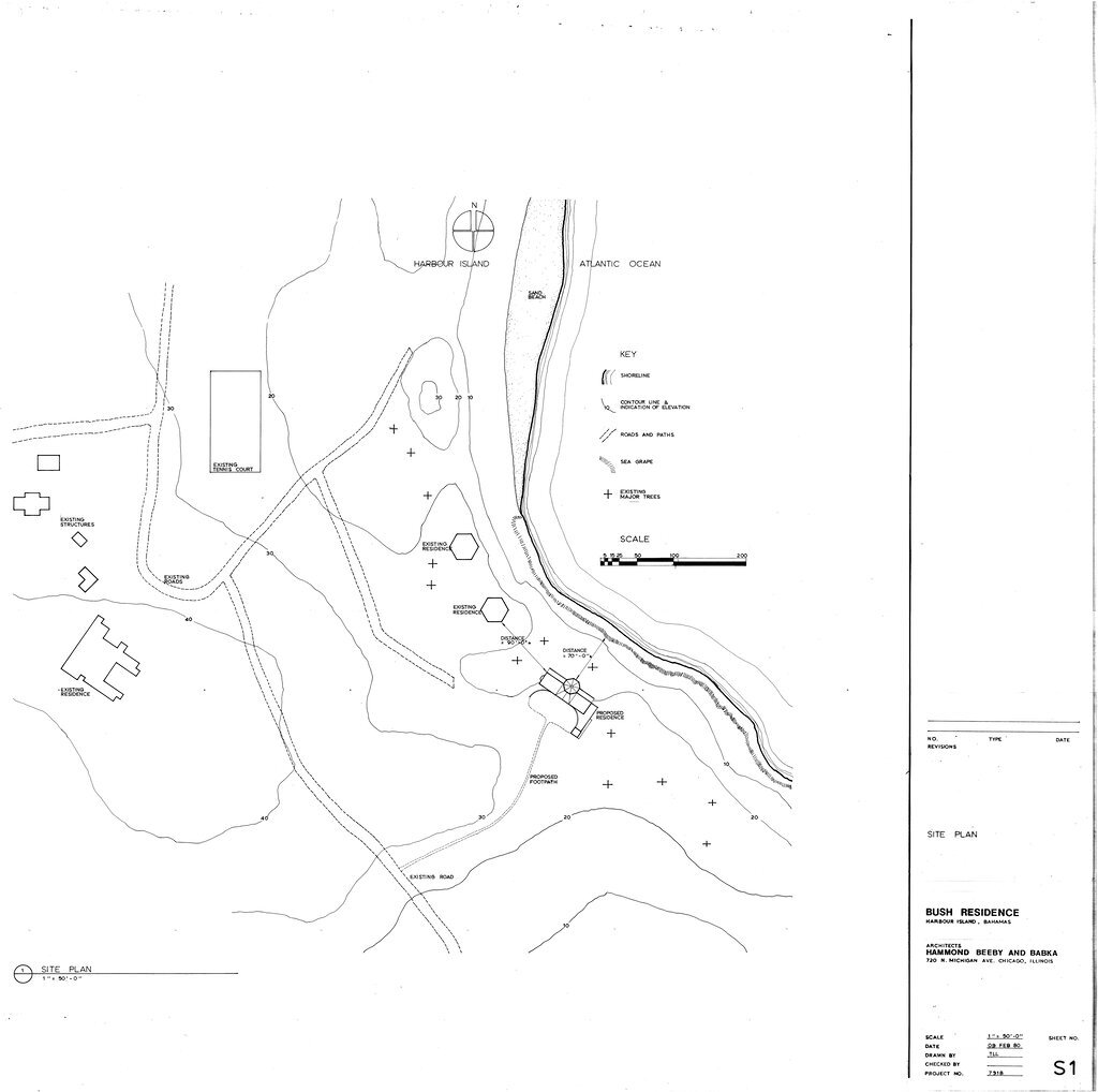 Site plan of the Bush residence - Hammond, Beeby, and Babka