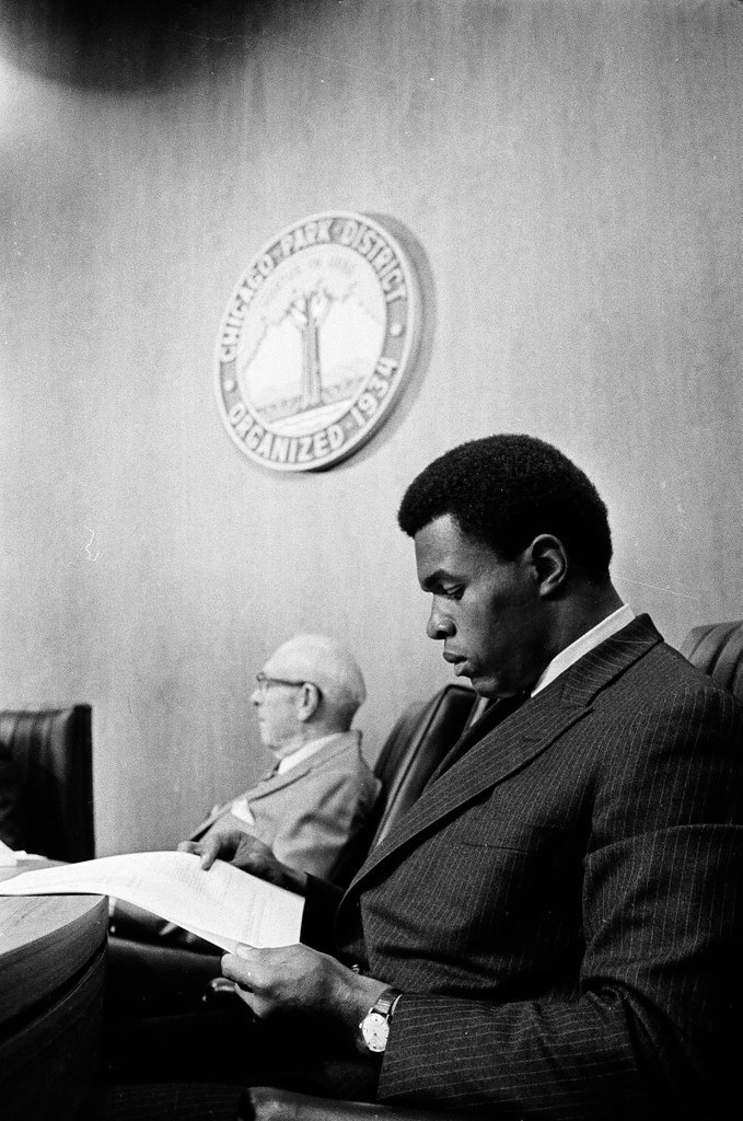Gale Sayers attends first Chicago Park District meeting - Chicago Sun-Times