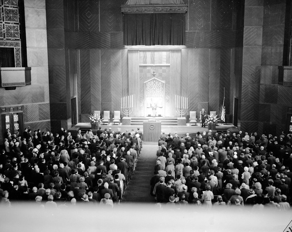 Temple Sholom special service for President John F. Kennedy - Chicago Sun-Times