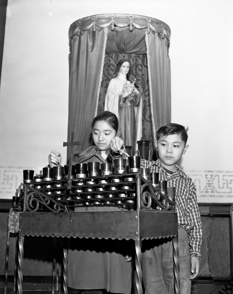 Chinese New Year at St. Therese Chinese Catholic Mission - Chicago Sun-Times
