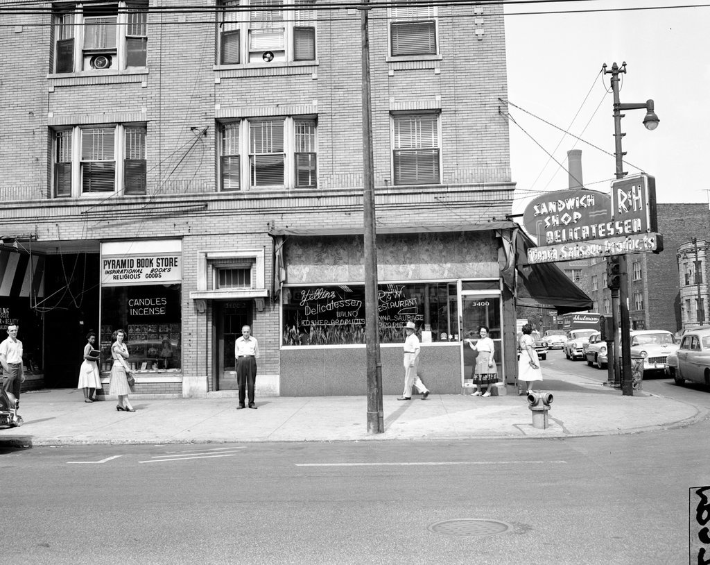 Corner of Roosevelt Road and Homan Avenue in Lawndale - Chicago Sun-Times