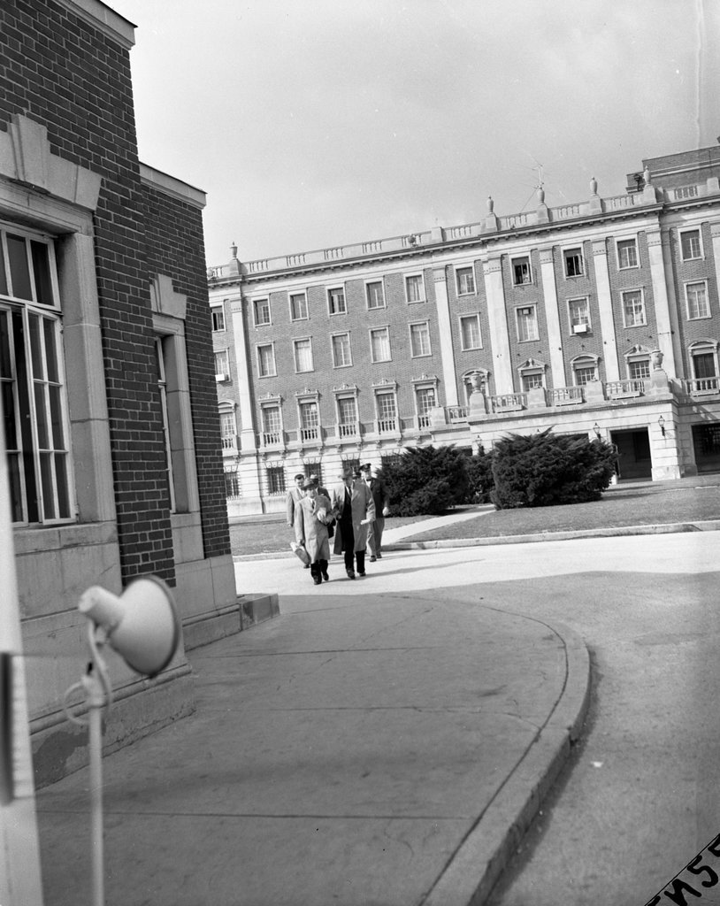 Nathan Leopold released from Stateville Penitentiary - Chicago Sun-Times