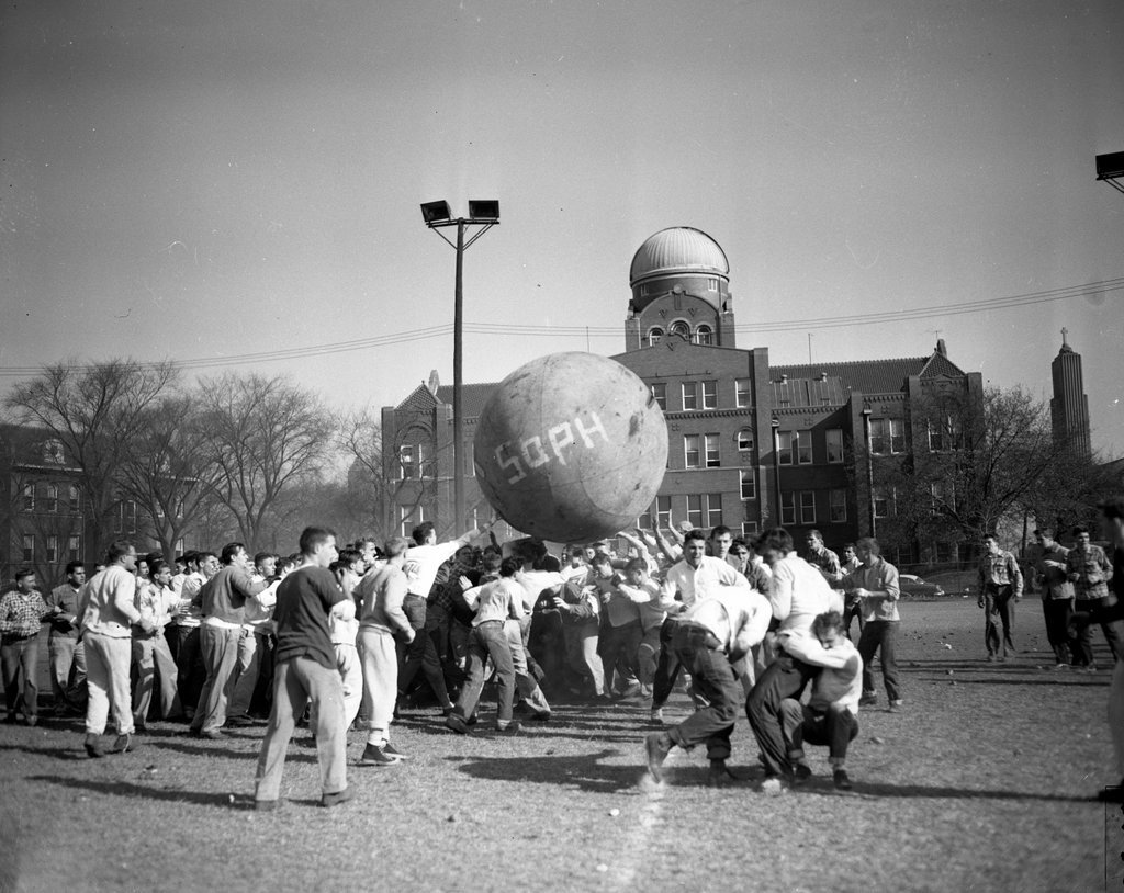 Pushball contest at Loyola University - Chicago Sun-Times
