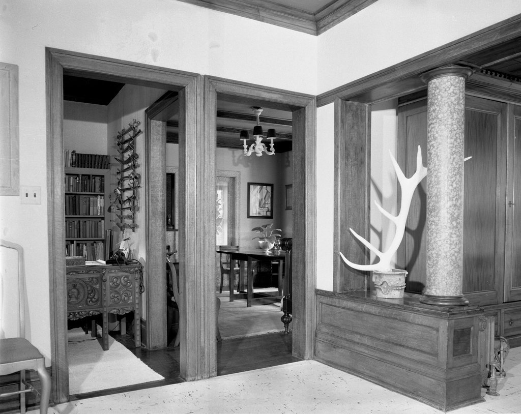 Harrison P. Young House by Frank Lloyd Wright - Chicago Sun-Times