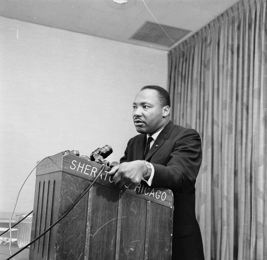 Dr. Martin Luther King Jr. speaking at the National Insurance Association convention - Chicago Sun-Times