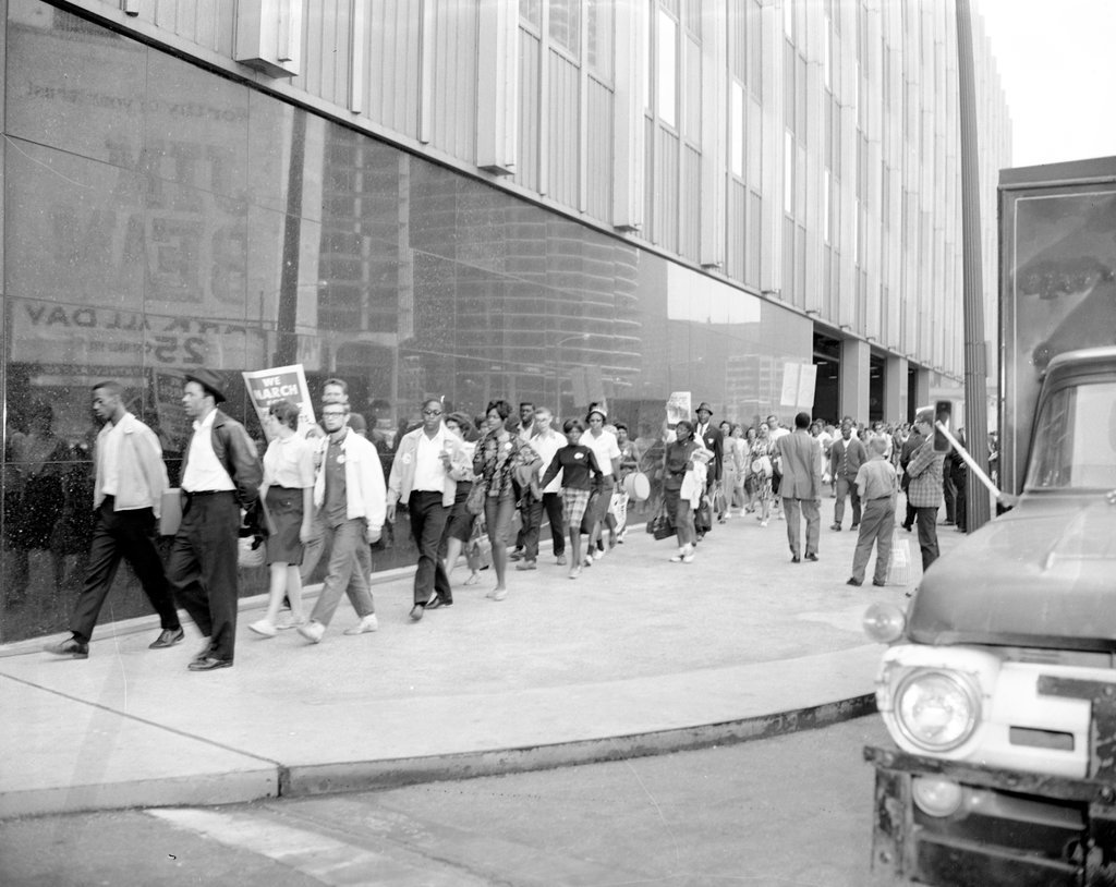 Protest regarding the Sun-Times media coverage of the March on Washington - Chicago Sun-Times