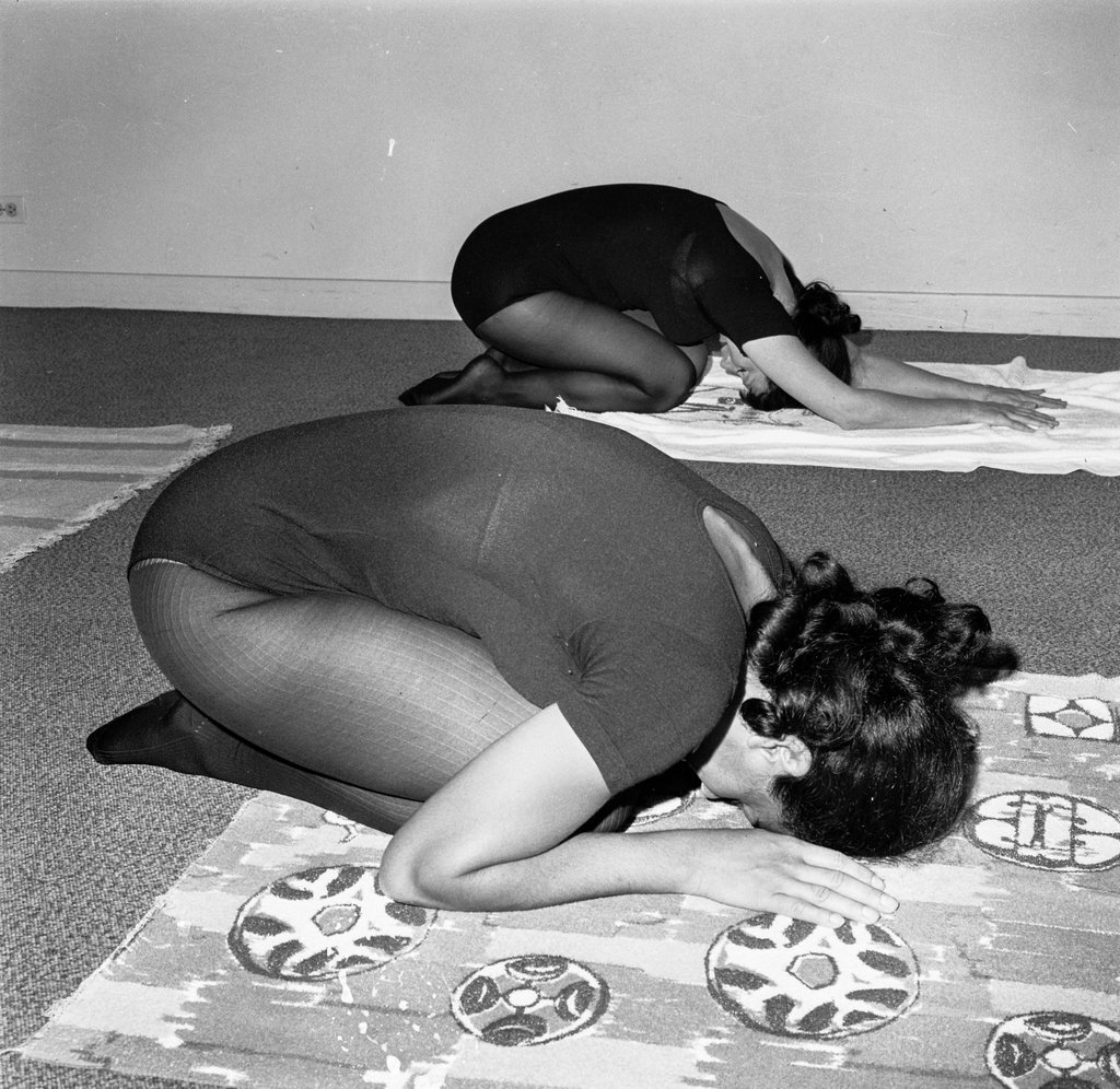 Yoga class - Chicago Sun-Times