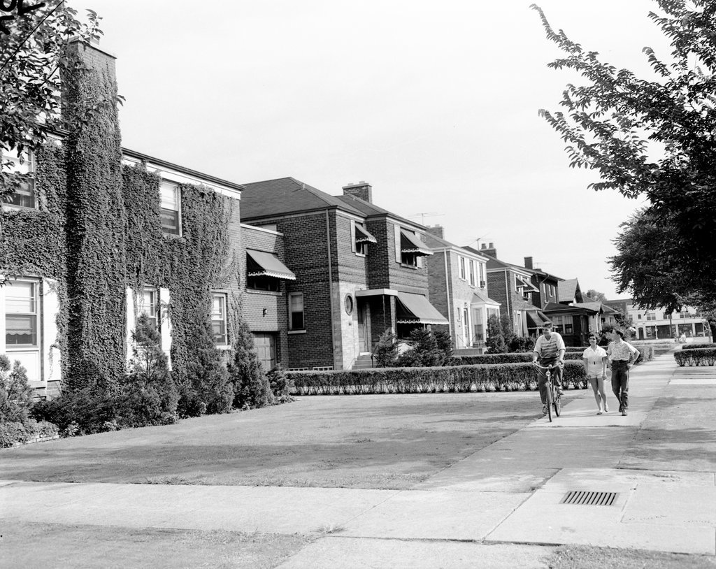 South Shore neighborhood houses - Chicago Sun-Times