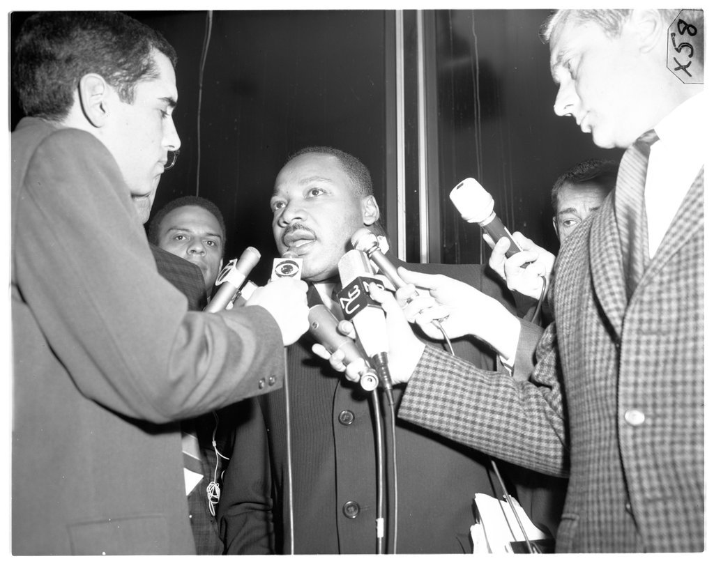 Dr. Martin Luther King Jr. arriving at O'Hare Airport - Chicago Sun-Times