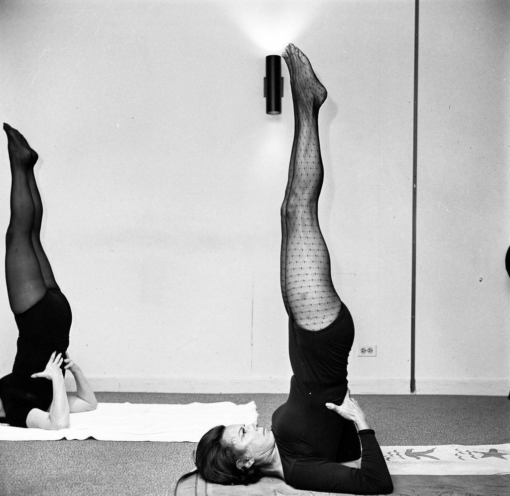 Yoga class - Chicago Sun-Times