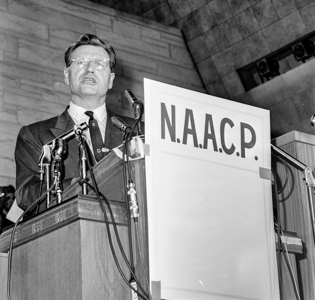 Governor Nelson Rockefeller speaking at NAACP rally - Chicago Sun-Times