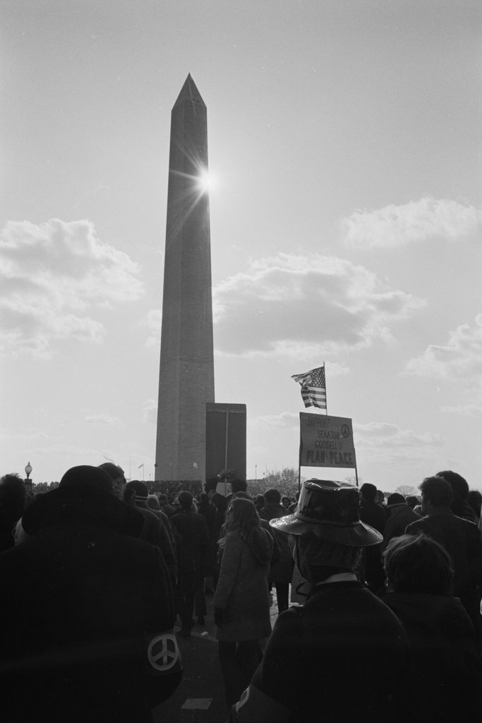 Moratorium to End the War in Vietnam march - Haun, Declan, 1937-1994