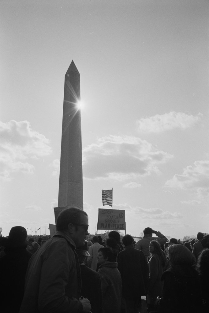 Moratorium to End the War in Vietnam march - Haun, Declan, 1937-1994