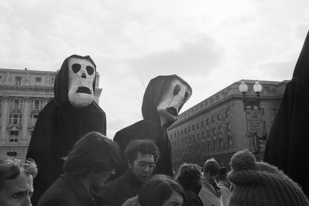 Moratorium to End the War in Vietnam march - Haun, Declan, 1937-1994