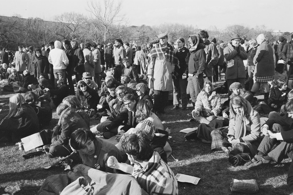Moratorium to End the War in Vietnam march - Haun, Declan, 1937-1994