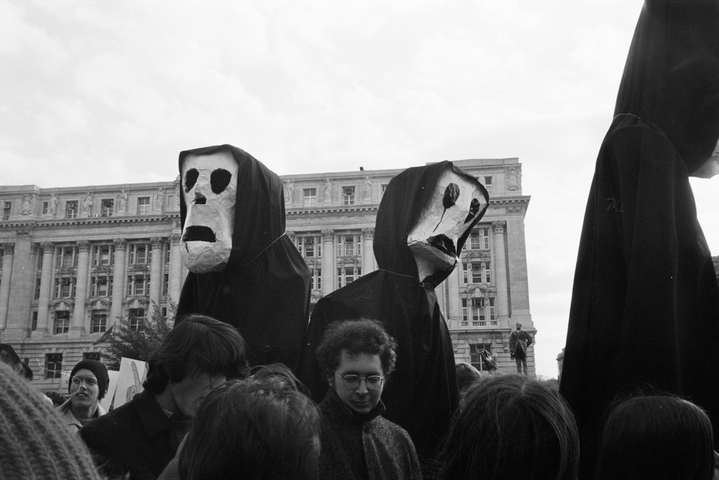 Moratorium to End the War in Vietnam march - Haun, Declan, 1937-1994