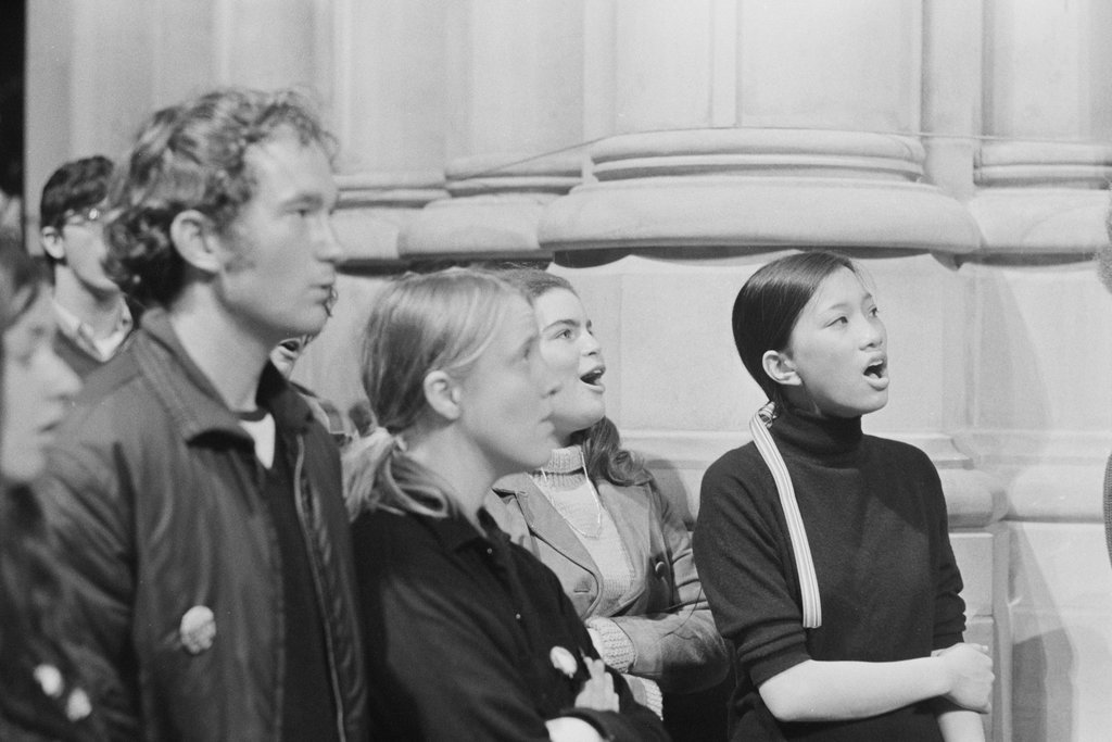 Moratorium to End the War in Vietnam rally - Haun, Declan, 1937-1994