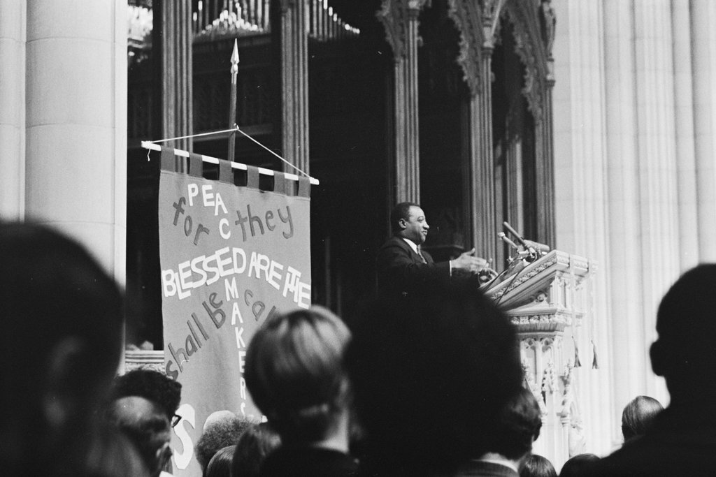 Moratorium to End the War in Vietnam rally - Haun, Declan, 1937-1994