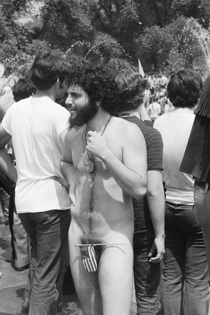 Anti-war protest in Washington, D.C. - Haun, Declan, 1937-1994