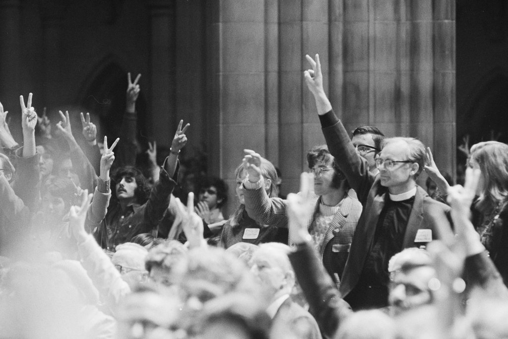 Moratorium to End the War in Vietnam rally - Haun, Declan, 1937-1994