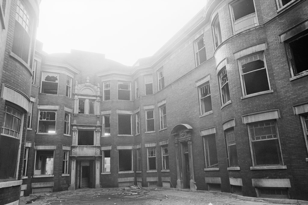 Woodlawn neighborhood - Haun, Declan, 1937-1994