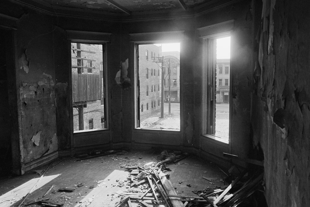 Woodlawn neighborhood - Haun, Declan, 1937-1994