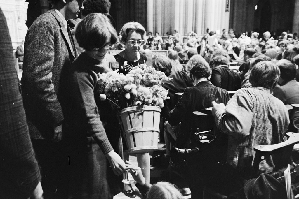 Moratorium to End the War in Vietnam rally - Haun, Declan, 1937-1994