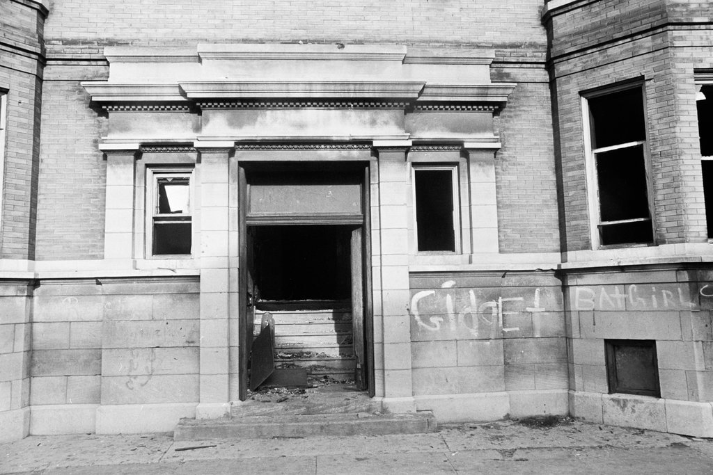 Woodlawn neighborhood - Haun, Declan, 1937-1994