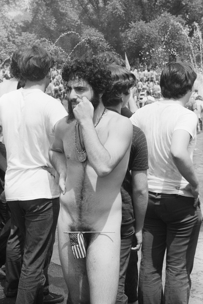 Anti-war protest in Washington, D.C. - Haun, Declan, 1937-1994