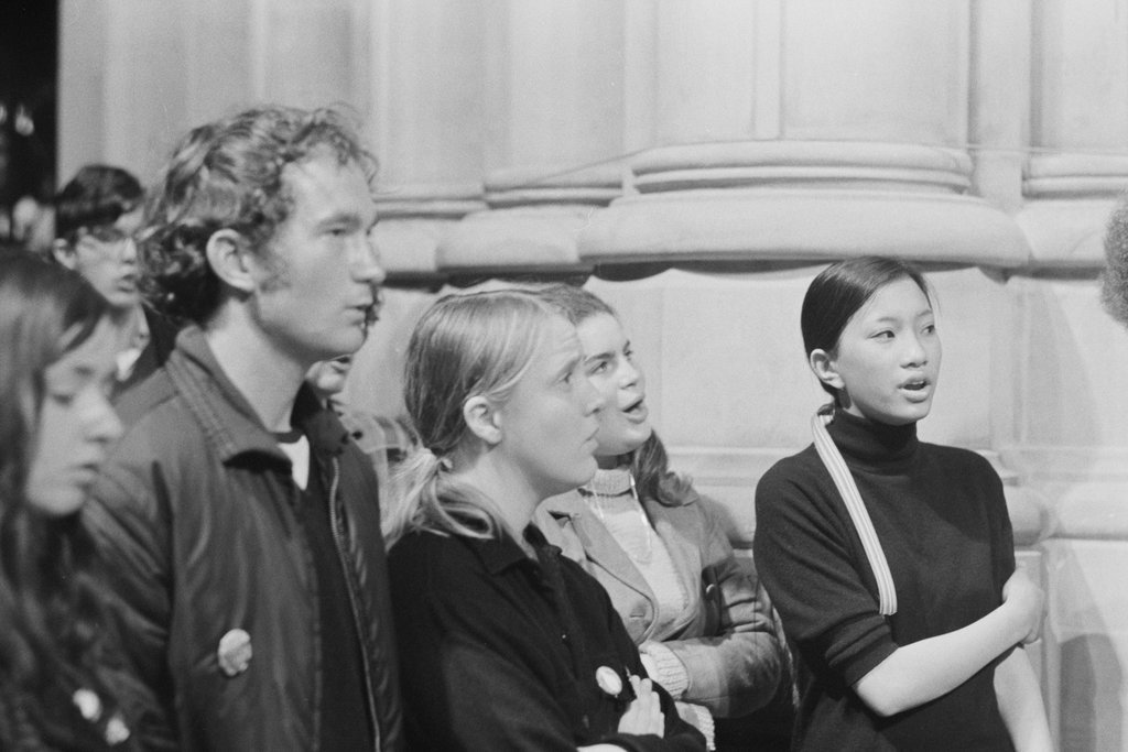 Moratorium to End the War in Vietnam rally - Haun, Declan, 1937-1994