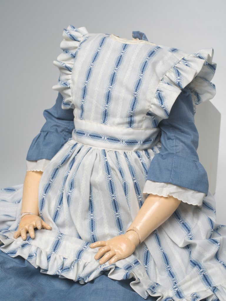 Marshall Field & Company wood and porcelain doll - Marshall Field & Company