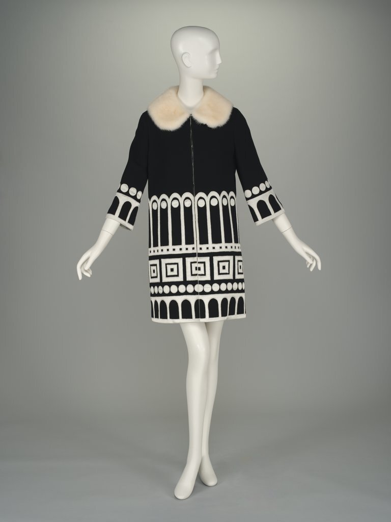 Women’s evening coat - Gn, Andrew